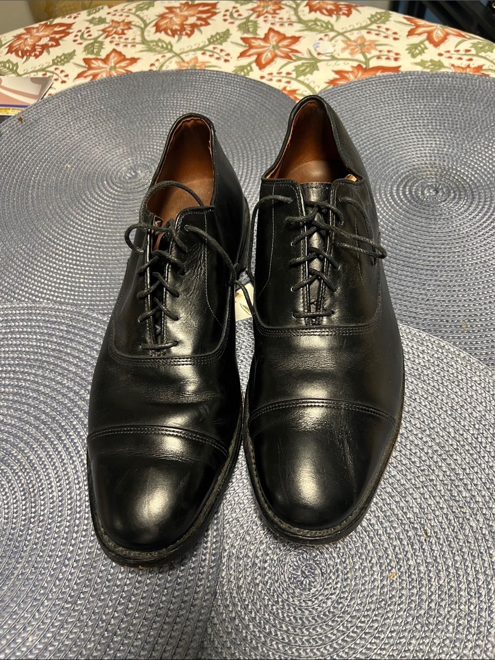 Allen Edmond Classic Black Leather Cap-Toe Oxford Dress Shoes - Men's